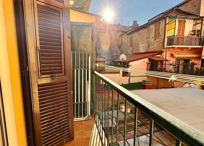 2 Passi Dal Mare Di Ampio Trilocale Apartamento